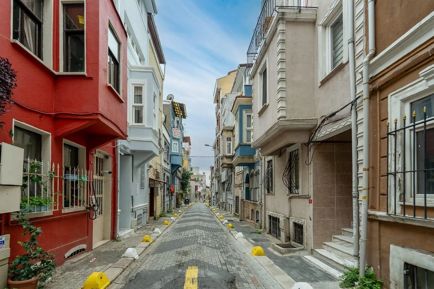 Whole Building 4 Bedrs Central Location Istanbul Tyrkiet